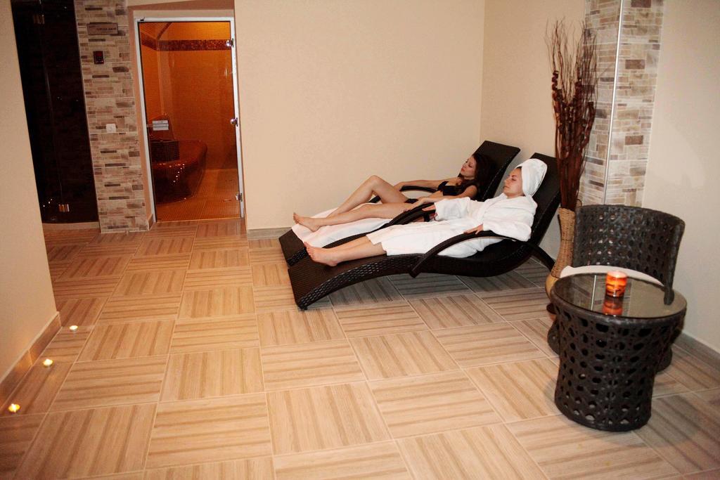 Incanto Family Hotel Szevlievo Kültér fotó