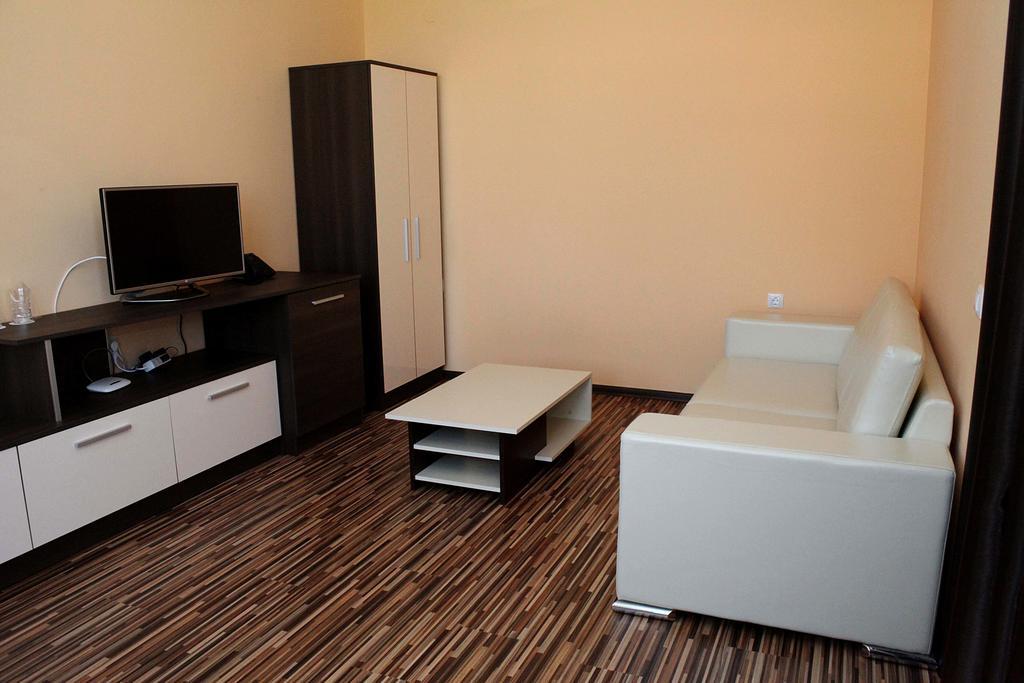 Incanto Family Hotel Szevlievo Szoba fotó